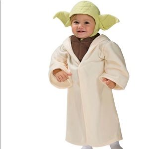 Baby yoda costume